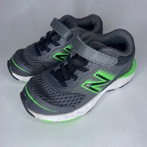 New Balance Grey /Green Toddler Sneakers (IA680VB5) Infant Size 6.5